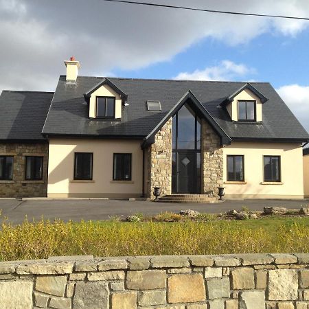 Railway View - Connemara Bed & Breakfast Recess Exterior photo